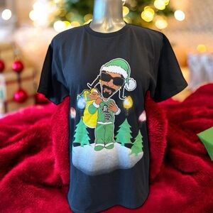 FREE 🆕 Santa Snoop Festive Black Graphic Short Sleeve Tee